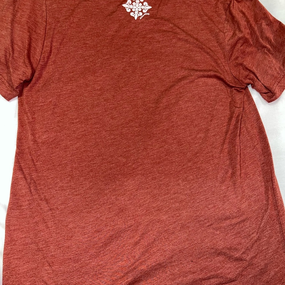 Keepin' It Rural Red Tee - Picture 4 of 4